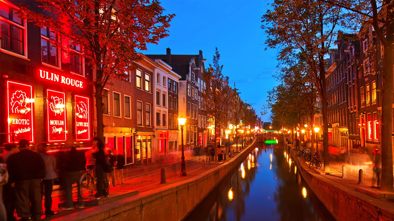 Amsterdam Picks New Spot For Red Light District Tourism
