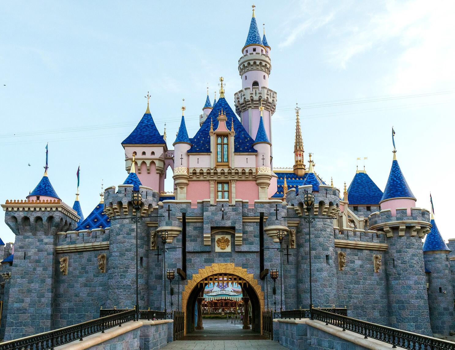 Best Things to Do in Disneyland Anaheim - wyandottedaily.com