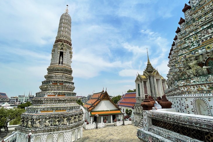 Best Places to Visit in Bangkok in March 2024