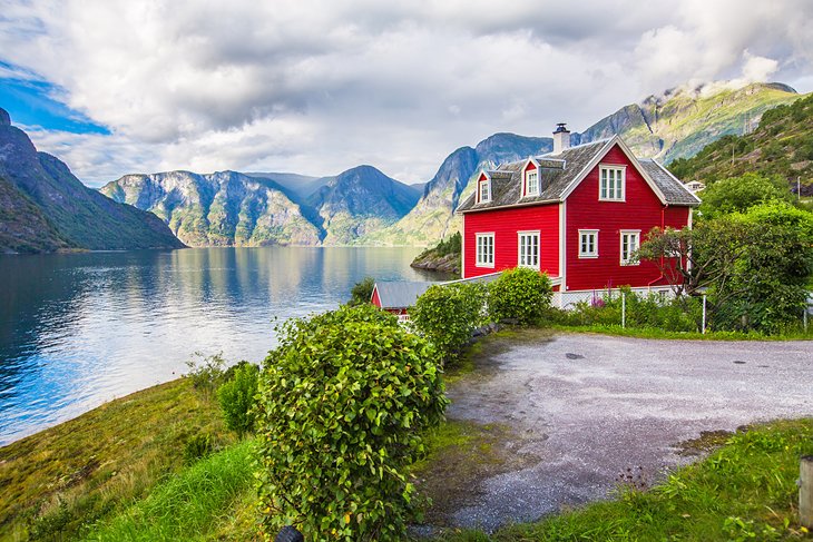 7 Amazing Places to Visit in Norway April 2024 - wyandottedaily.com