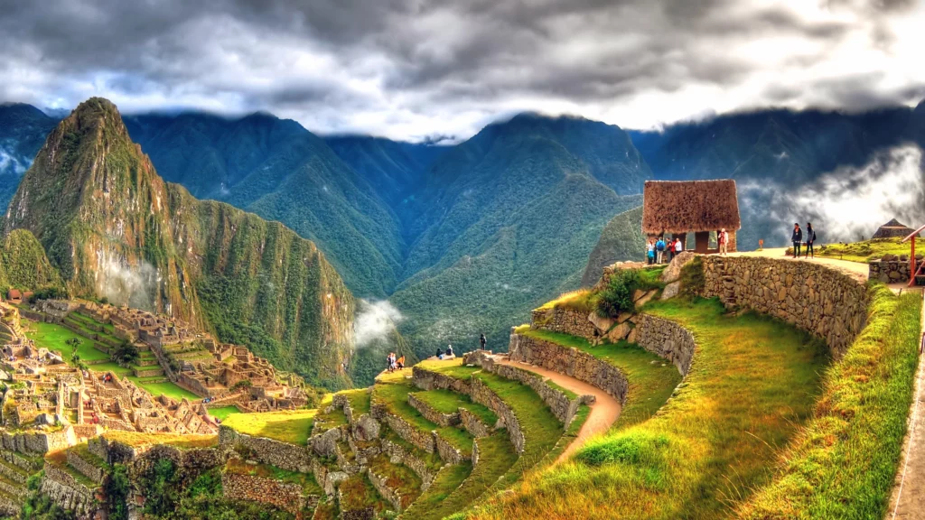 9 Top Travel Destinations in Peru for April 2024