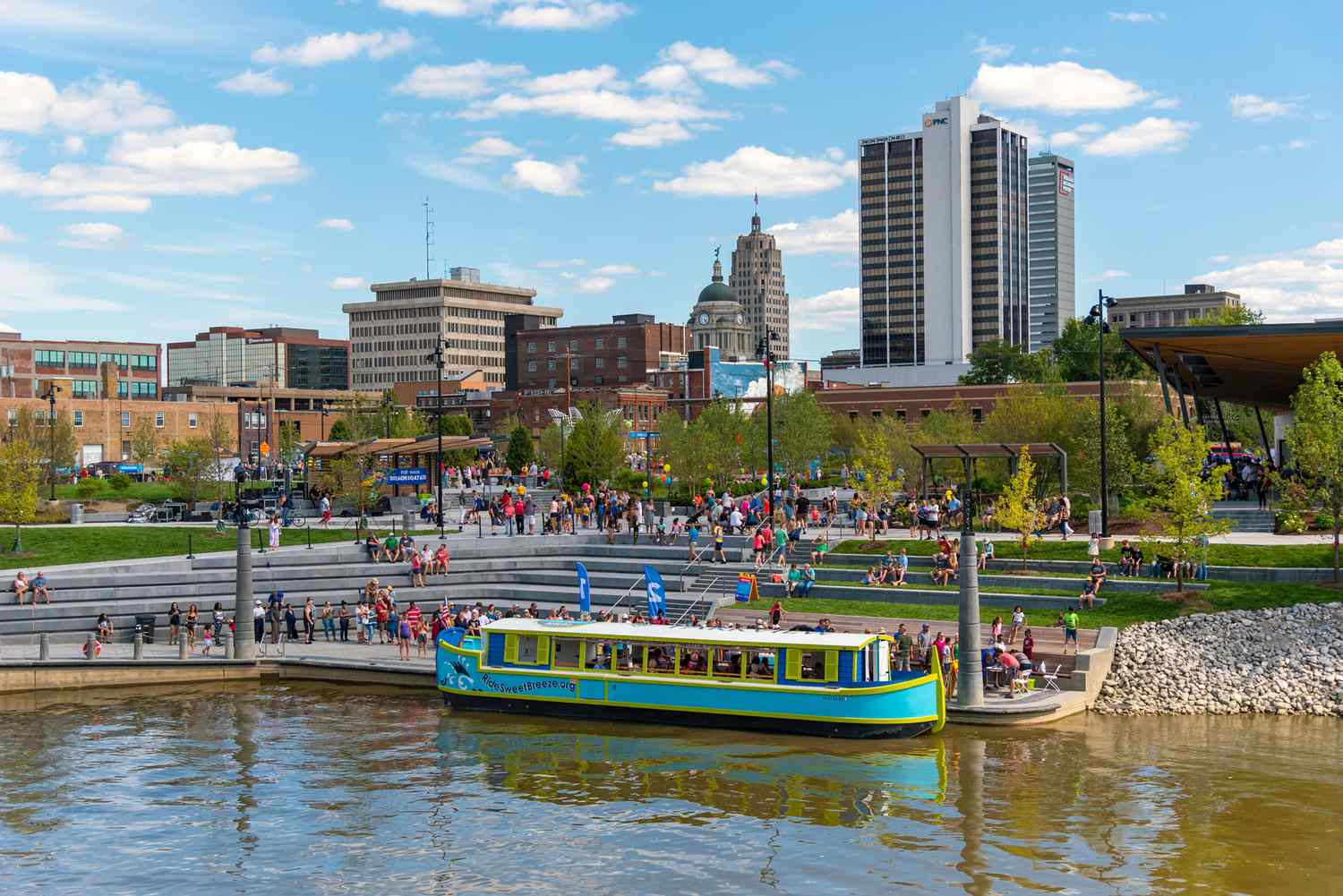 7 Amazing Places to Visit in Fort Wayne April 2024