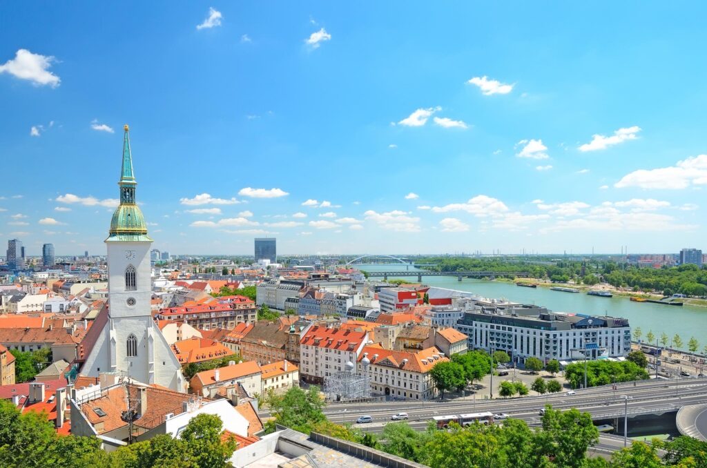 Top 10 miest na návštevu Slovenska v júni 2024